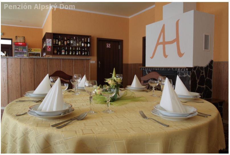 Alpsky Dom Vitanova Hotel ภายนอก รูปภาพ